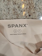 New Women’s SPANX SP0215 Beige Undie Tectable Brief Panty Size S