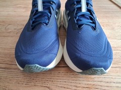 Asics Novablast 5 Atc 1011C027-400 Mens Sz 11 Indigo Blue Running Shoes VGUC