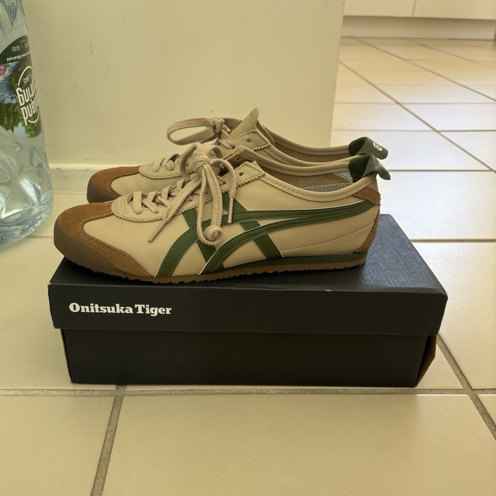 Onitsuka Tiger Mexico 66 Low Top Lace-Up Sneakers Beige/Green 1183C102-250