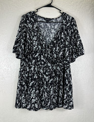 Lane Bryant Black/White Floral V-Neck Flutter Sleeve Fit & Flare Dress 18/20