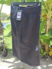Men’s Size 2XLUnder Armour Sportswear Men’s Woven Cargo Shorts 1388018 001 Black