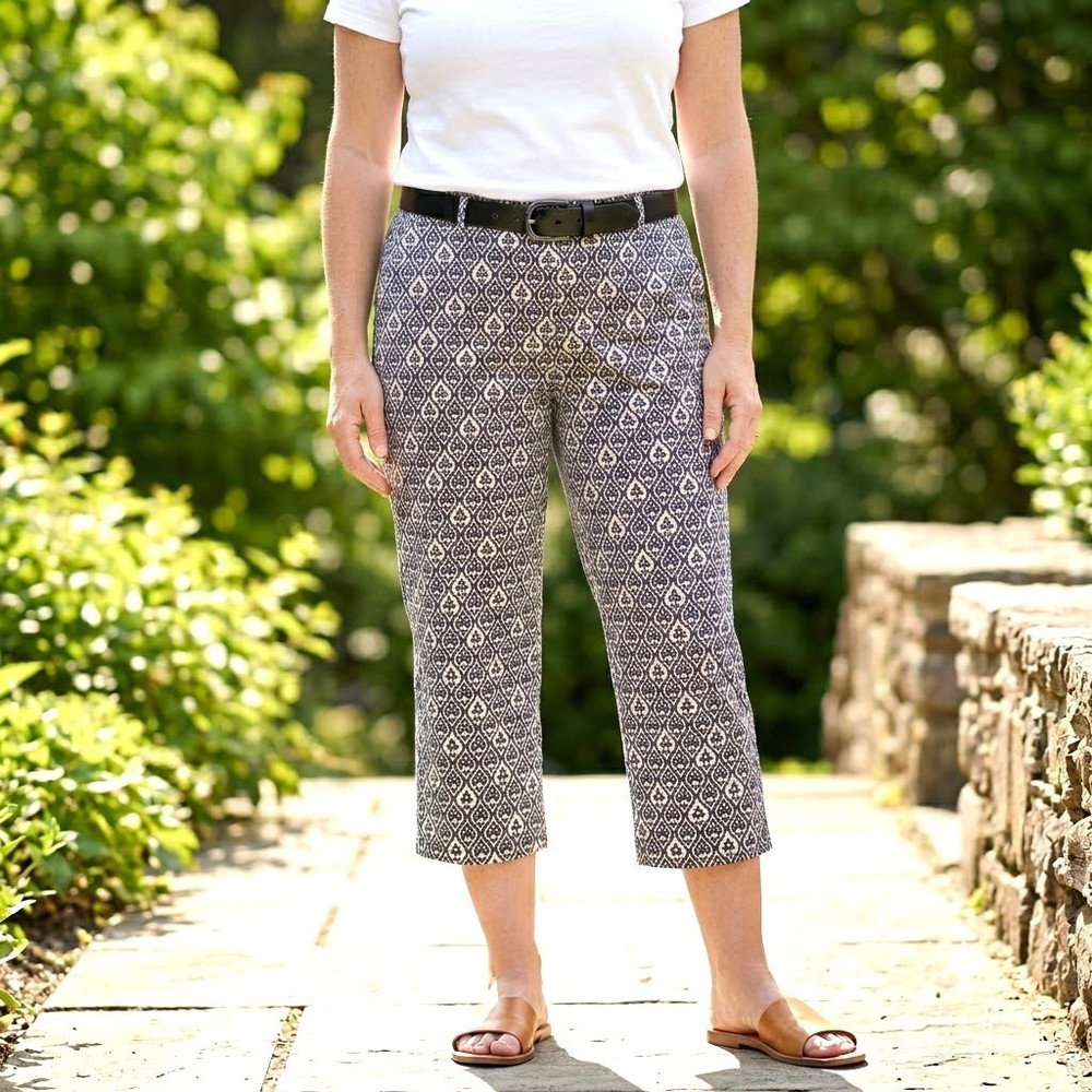 WORTHING STRETCH Sz 14 Black White Geo Cotton Stretch Capri Pants EUC
