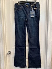 inseam 33″Democracy Ab”solution Curve Equality Indigo Itty Bitty Bootcut PETIT