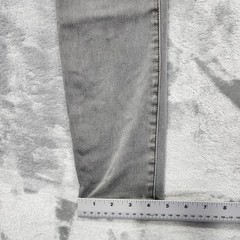 Maurices Jeans Womens M-L Gray Low Rise Skinny Jegging Stretch Denim Casual