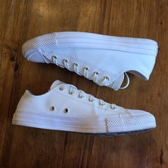 Converse Chuck Taylor All Star Low Ox White Leather Sneaker Shoes Womens Size 9
