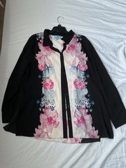 Cece Women’s Button Up Collared Blouse Black And Red With Flowers Size XL