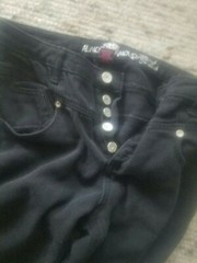 Almost Famous Womens black jeans size 11 actual inseam 30.5 inches front buttons