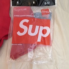 Supreme x Hanes Cushioned Crew Logo Socks Red Men’s 6-12, 3 Pairs only