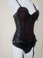 Sophie b Black and Fuchsia Lace Corset Teddy With Matching Thong Panty NWT