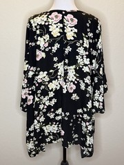 Torrid Womens Plus Size 1 Black Floral Zip Front Kimono Top Cherry Blossom