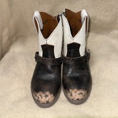 Sterling River Western Two Toned Cowhide Harness Ankle Boots size 8.5