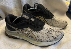 Asics GEL-Pulse 11 Running Sneakers Womens 11 43 White Black Low Top 1022A237