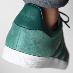 Adidas Originals Gazelle Men’s Soccer Sneakers Athletic Shoe Suede Green #986
