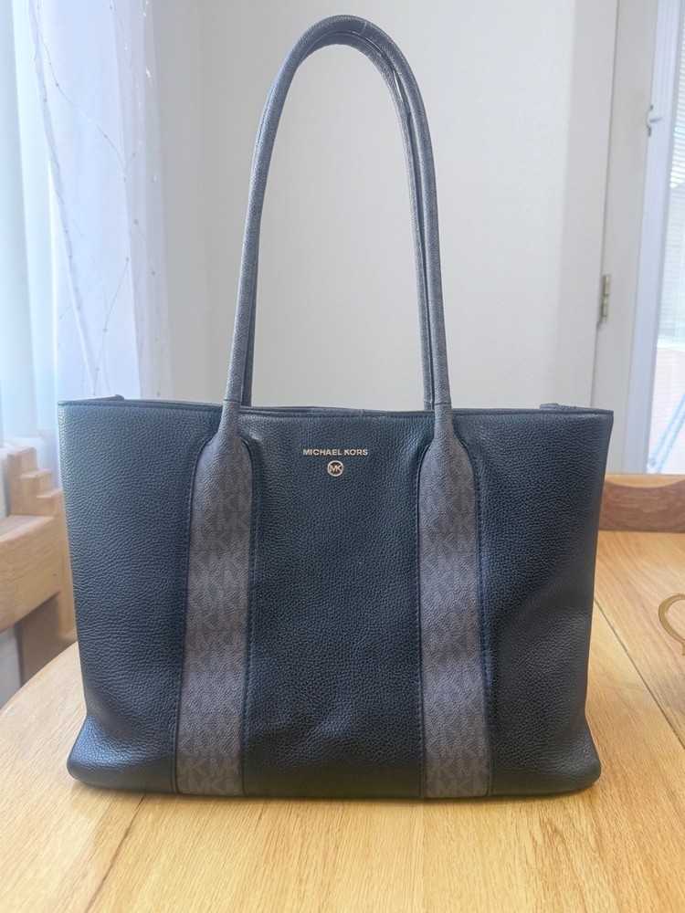 michael kors crossbody New Austin Black Leather Signature Logo Stripe