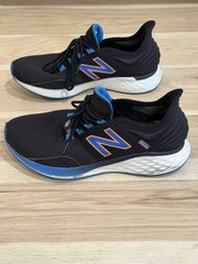 New Balance Fresh Foam ROAV Men’s Size 11 Black Neon Blue Orange Athletic Run
