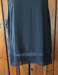 Vince Camuto Black Sleeveless Blouse Round Neck Top Women’s Size Medium