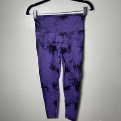 Athletika & Co. Women’s Purple/Black Tie-Dye High Rise Ankle Leggings, M