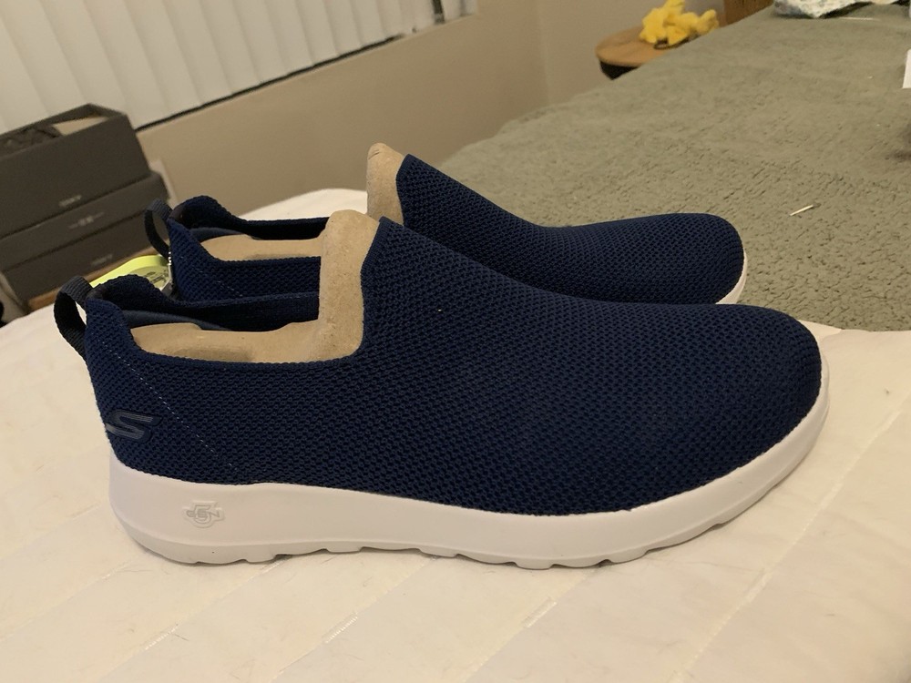 Men’s Skechers Go Walk Max-Modulating Navy Slip On Mesh Sneakers, Washable