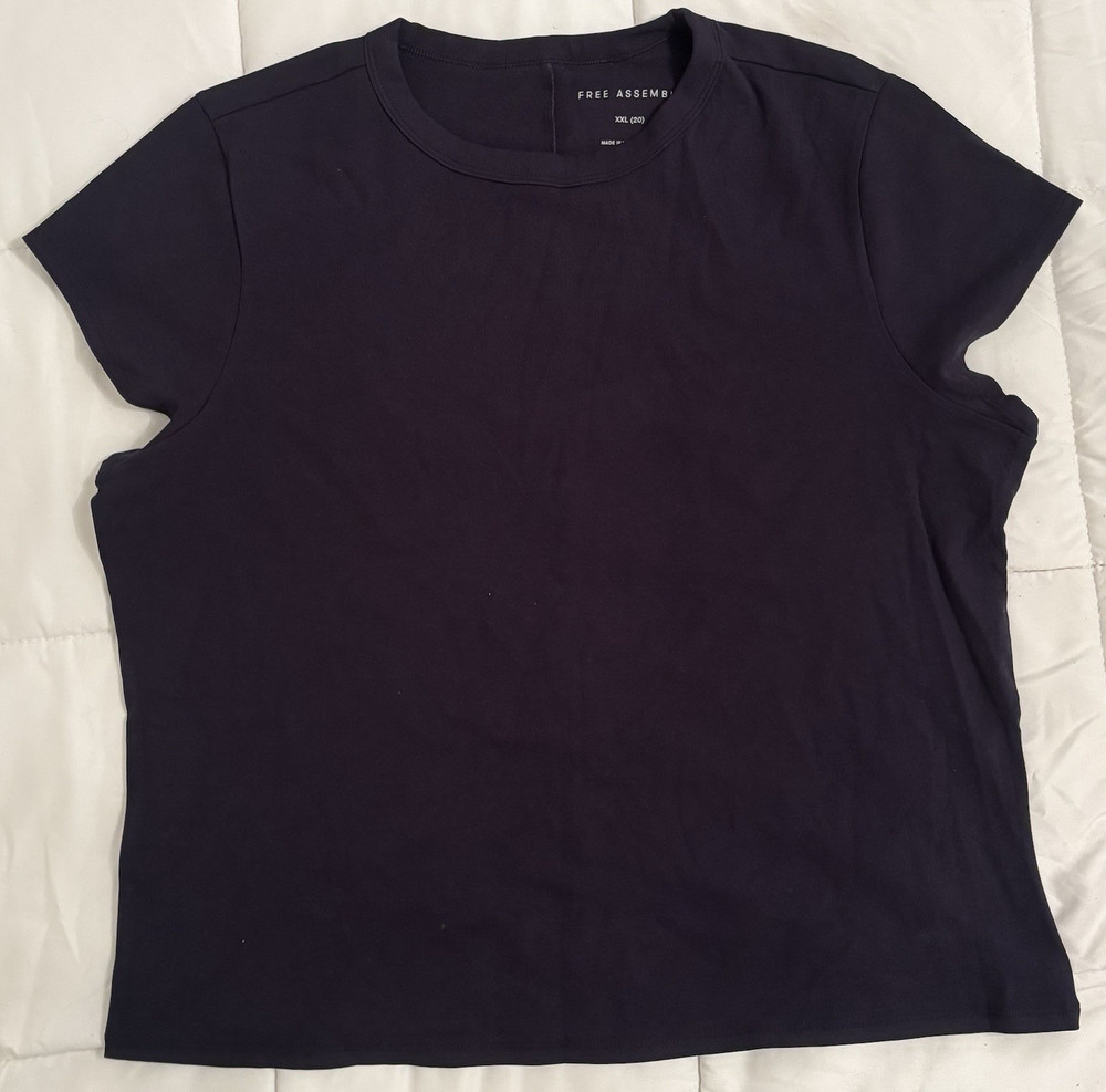 Free Assembly Women’s Navy Blue Solid Crew Neck Short Sleeve T-Shirt, XXL