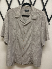 Men’s Claiborne LG short sleeve, button down tan/white shirt