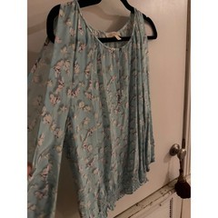 Etcetera Janis Cold Shoulder Silk Blend Floral Blouse Blue Smocked Hem NWT 8