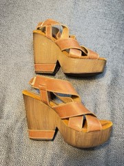 Sbicca Women’s Brown Leather Strappy Wedge Sandals Hook & Loop Closure 8