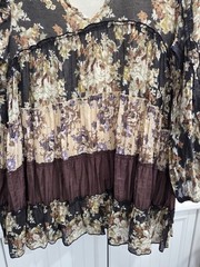Paisley Vine Women’s M Brown Mocha Floral V-Neck Long Sleeve Ruffle Lined Tunic