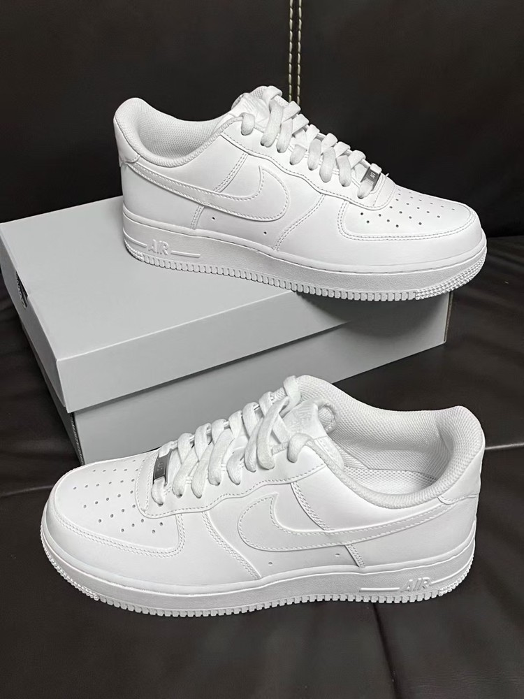 Nike Air Force 1 ’07 Low White Men’s Size New Shoes Sneakers