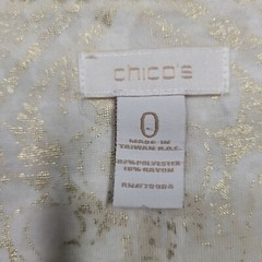 Chico’s Size 0 (S) Ivory Poly Blend Multi Patterned V-neck 3/4 Sleeve Knit Top