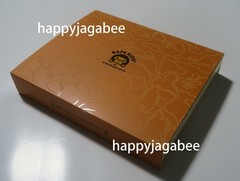 A BATHNIG APE BAPE KIDS 1ST CAMO COLLEGE KIDS GIFT SET 1L70369001 z