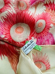 Salvatore Ferragamo Silk Stole Floral Cream Pink 40×150cm (15.7×59.1in)