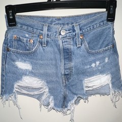 Levi’s 501 Women’s Blue Denim Cut Off Shorts W27 Mid Rise Cotton 5-Pocket