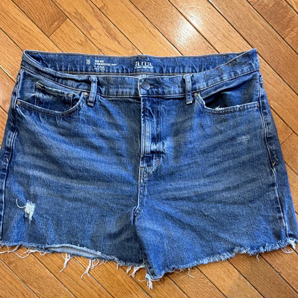 a.n.a Women’s Blue Denim Cut Off Shorts Size 16 Mid Rise 5-Pocket Cotton
