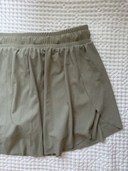 NEW Women’s Sexy Tennis Pickleball Skirt Athletic Flowy Skort L Elastic Stretch