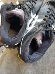 Size 13 – Asics Men’s Sky Elite FF Black Gold Volleyball Shoes Mid Top READ DESC