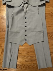 NWT! Mens Reiss Relief Slim Fit Single Button Peak Lapel 3-Piece Suit 38R 32W