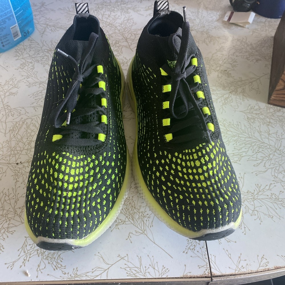 SKECHERS Performance GO RUN Hyper Burst LIME/BLACK U.S. Size 7.5
