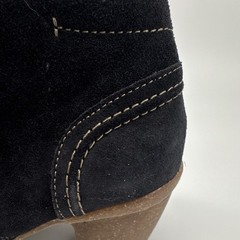 Clarks Women’s6.5M Navy Blue Suede Lace-Up Ankle Bootie Boot leather