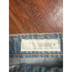 Zara Womens High Waisted Distressed Denim Shorts Light Wash Cut Off Size 6 Blue