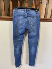 Encore Women’s Size 9 Distressed Blue Skinny Jeans Denim