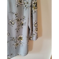 Maurices Pale Blue Floral Keyhole V-Neck Blouse / soft drapy faric