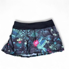 Lululemon Run Pace Setter Skirt in the Curious Jungle Multi / Black