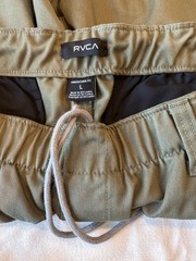 RVCA Mens shorts Green / black