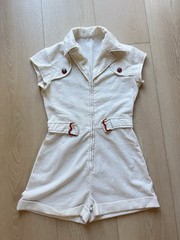 Romper Short Sleeve Women’s Shorts Size 4 Small Ivory Ecru One Piece Zip Up