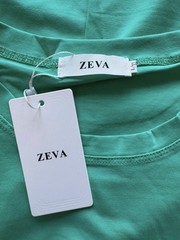 Zeva ‘Love’ Pearl Short Sleeve T-Shirt Colour Green Size L/XL