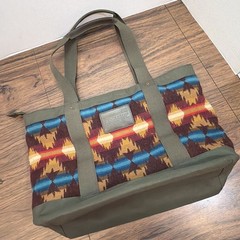 Pendleton Woolen Mills Tote Bag Aztec Southwestern – Spilt Red Polish Inside