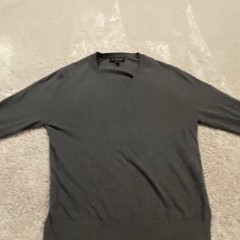 Banana Republic Gray Cashmere Knit V-Neck Pullover Sweater Logo Men’s M