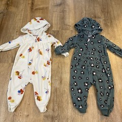 Baby Girl 9 Month Hooded Fleece Bodysuits Zip Up Lot Of 2