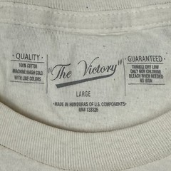 New The Victory 2025 CFB Playoff T-Shirt Men’s Large Ivory Atlanta Sweet Tea S/S