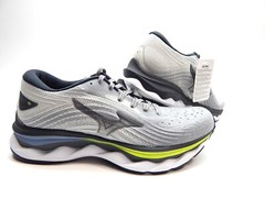 Mizuno Women’s Wave Sky 6 Ultimate Grey White Running Shoes Size 8